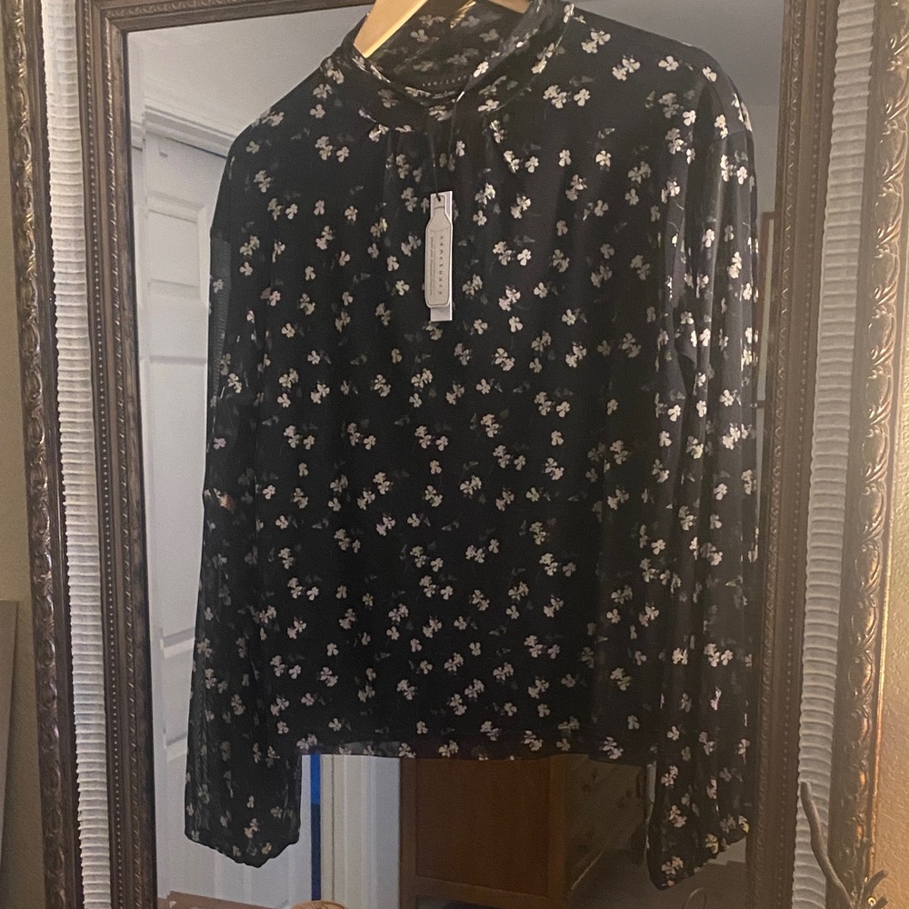 Sanctuary Black Floral Mock Neck Long-Sleeve Blouse